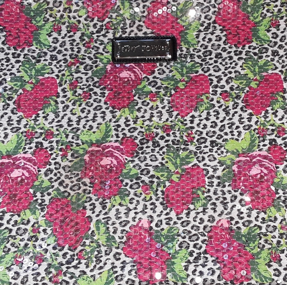 BETSEY JOHNSON LAPTOP